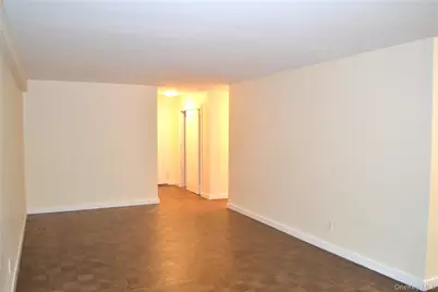 632 Warburton Avenue #3M, Yonkers, NY 10701 - Photo 13