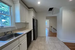 8 Dunes Ln, Port Washington, NY 11050 - Photo 9