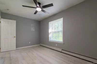 21 Mount Snow Lane, Coram, NY 11727 - Photo 25