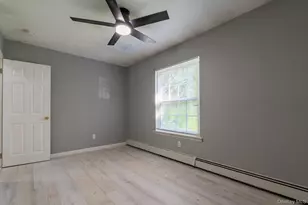 21 Mt Snow Ln, Coram, NY 11727 - Photo 25