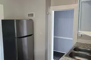 146 Mansion, Poughkeepsie, NY 12601 - Photo 3