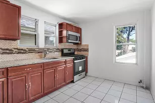 107-43 Inwood St, Jamaica, NY 11435 - Photo 21