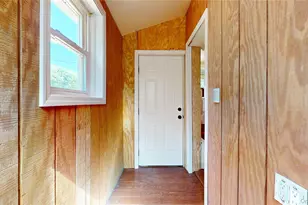 24 8th Ave, Sea Cliff, NY 11579 - Photo 17