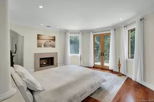 12 Redwood Dr, Dix Hills, NY 11746 - Photo 23