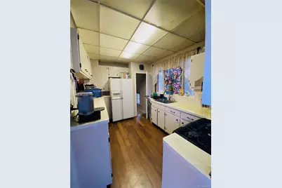 939 College Place, College Point, NY 11356 - Photo 31