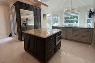 302 Hewlett Neck Rd, Woodmere, NY 11598 - Photo 11