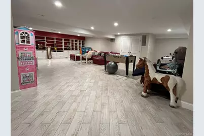 302 Hewlett Neck Road, Woodmere, NY 11598 - Photo 31