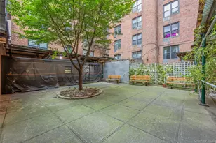 137-05 Franklin Ave, Flushing, NY 11355 - Photo 15