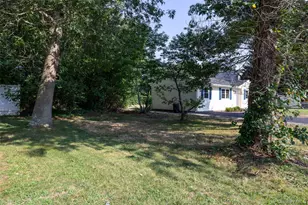 15 Maple St, Wyandanch, NY 11798 - Photo 17