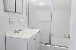 2015 St Paul Ave, Bronx, NY 10461 - Photo 7