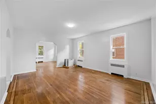 1054 Lydig Ave, Bronx, NY 10461 - Photo 13