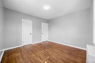 1054 Lydig Ave, Bronx, NY 10461 - Photo 17