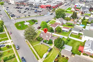 2347 Roosevelt Ave, East Meadow, NY 11554 - Photo 23