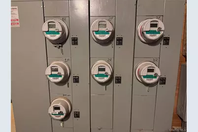 93 E 233rd Street, Bronx, NY 10470 - Photo 9