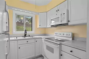 2 Hampton Ct, Yorktown Heights, NY 10598 - Photo 5