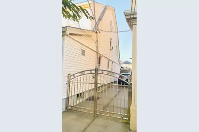 102-27 129 Street, Richmond Hill, NY 11419 - Photo 15