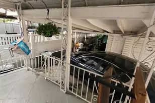 102-27 129th St, Richmond Hill, NY 11419 - Photo 9