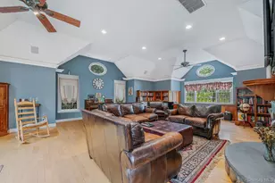 10 Spyglass Ln, East Setauket, NY 11733 - Photo 11