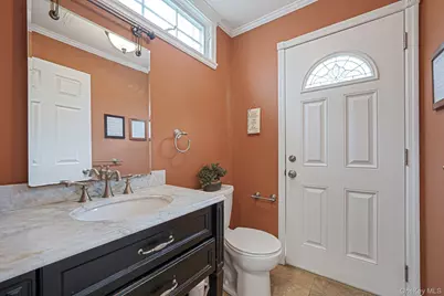 10 Spyglass Lane, East Setauket, NY 11733 - Photo 15