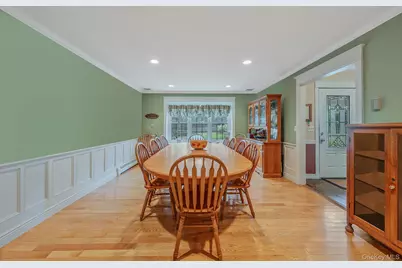 10 Spyglass Lane, East Setauket, NY 11733 - Photo 5