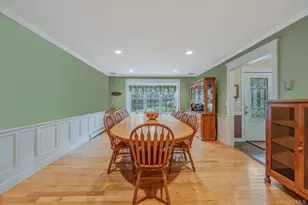 10 Spyglass Ln, East Setauket, NY 11733 - Photo 5