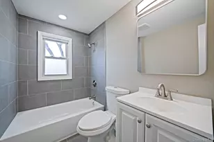 286 Old Country Rd, Deer Park, NY 11729 - Photo 15