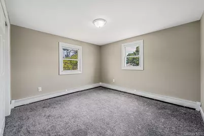 286 Old Country Road, Deer Park, NY 11729 - Photo 25