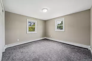 286 Old Country Rd, Deer Park, NY 11729 - Photo 25