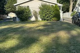 18 Peckham Rd, Poughkeepsie, NY 12603 - Photo 9