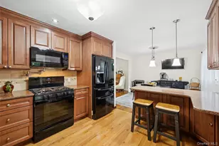 34 Morewood Dr, Smithtown, NY 11787 - Photo 17