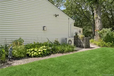 34 Morewood Drive, Smithtown, NY 11787 - Photo 39