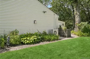 34 Morewood Dr, Smithtown, NY 11787 - Photo 39