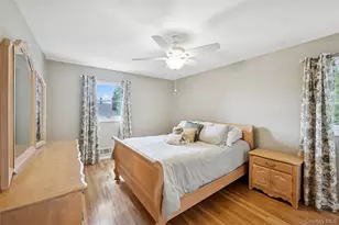 34 Morewood Dr, Smithtown, NY 11787 - Photo 31