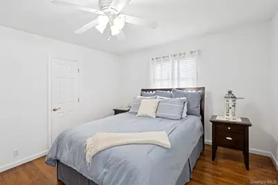 34 Morewood Drive, Smithtown, NY 11787 - Photo 33