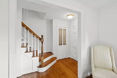 34 Morewood Drive, Smithtown, NY 11787 - Photo 7