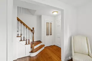 34 Morewood Dr, Smithtown, NY 11787 - Photo 7