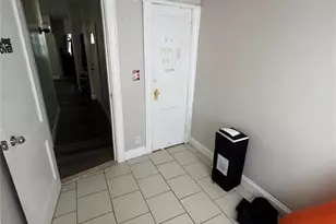 75-20 64th Pl, Glendale, NY 11385 - Photo 7