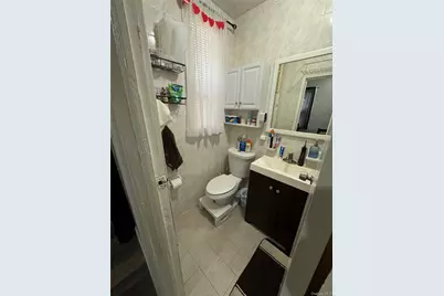 7520 64th Place, Glendale, NY 11385 - Photo 5