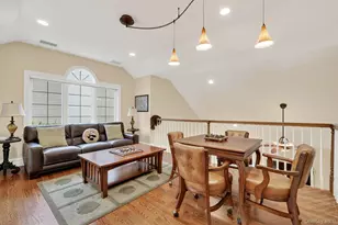 29 Michael Roberts Ct, Pearl River, NY 10965 - Photo 19