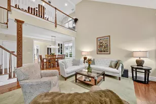 29 Michael Roberts Ct, Pearl River, NY 10965 - Photo 11