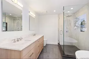 320 Circle Rd, Muttontown, NY 11791 - Photo 11