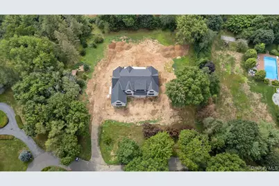 320 Circle Road, Muttontown, NY 11791 - Photo 13