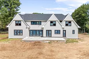 320 Circle Rd, Muttontown, NY 11791 - Photo 3