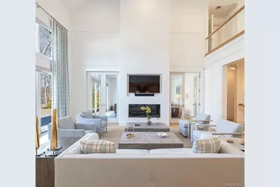 320 Circle Road, Muttontown, NY 11791 - Photo 7