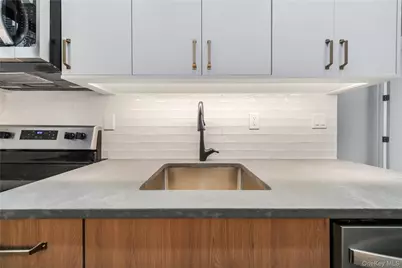 31-14 Crescent Street #5B, Astoria, NY 11106 - Photo 11