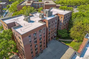 150-20 71st Ave, Flushing, NY 11367 - Photo 25