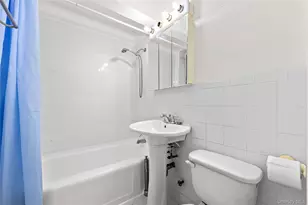 150-20 71st Ave, Flushing, NY 11367 - Photo 19