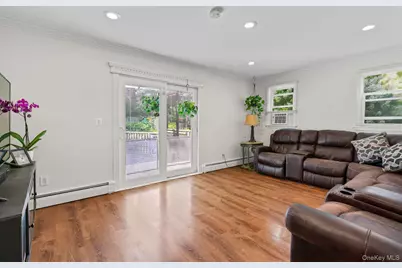 6 Emil Court, Huntington, NY 11743 - Photo 9