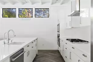 31 Laurel Ave, Seaview, NY 11770 - Photo 5