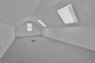 24 Clifton Dr, Patchogue, NY 11772 - Photo 7